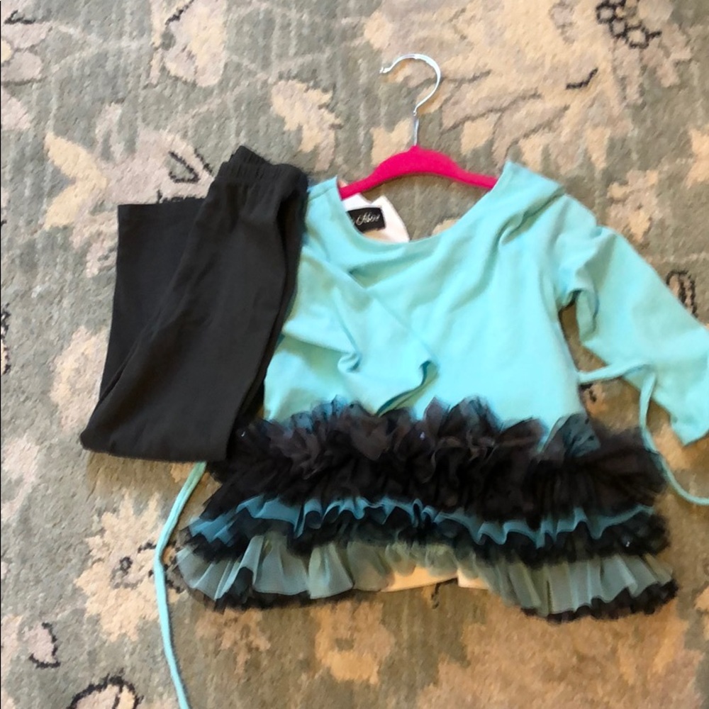 Isobella & Chloe 18 m outfit